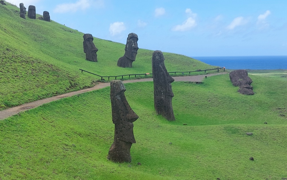 2025-02-14-P-Hangaroa-20250214_141436_ji.jpg