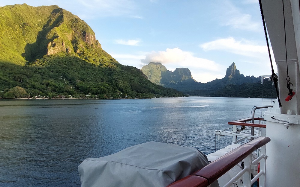2025-02-22-P-Moorea-20250222_180512_ji.jpg